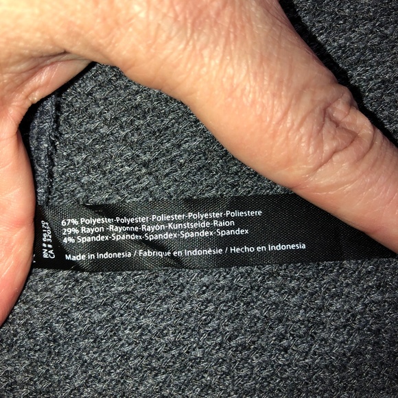 NWT OUT FROM UNDER Gray Deep VNeck Long Sleev Top - Picture 6 of 7